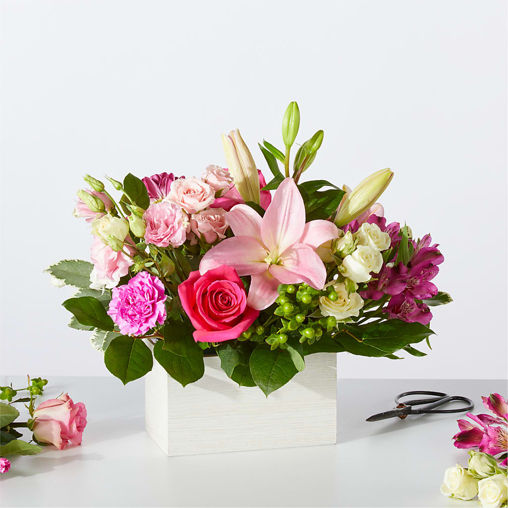 Sweetberry Box – A Florist Original – Attitudes-n-designs, Houma LA
