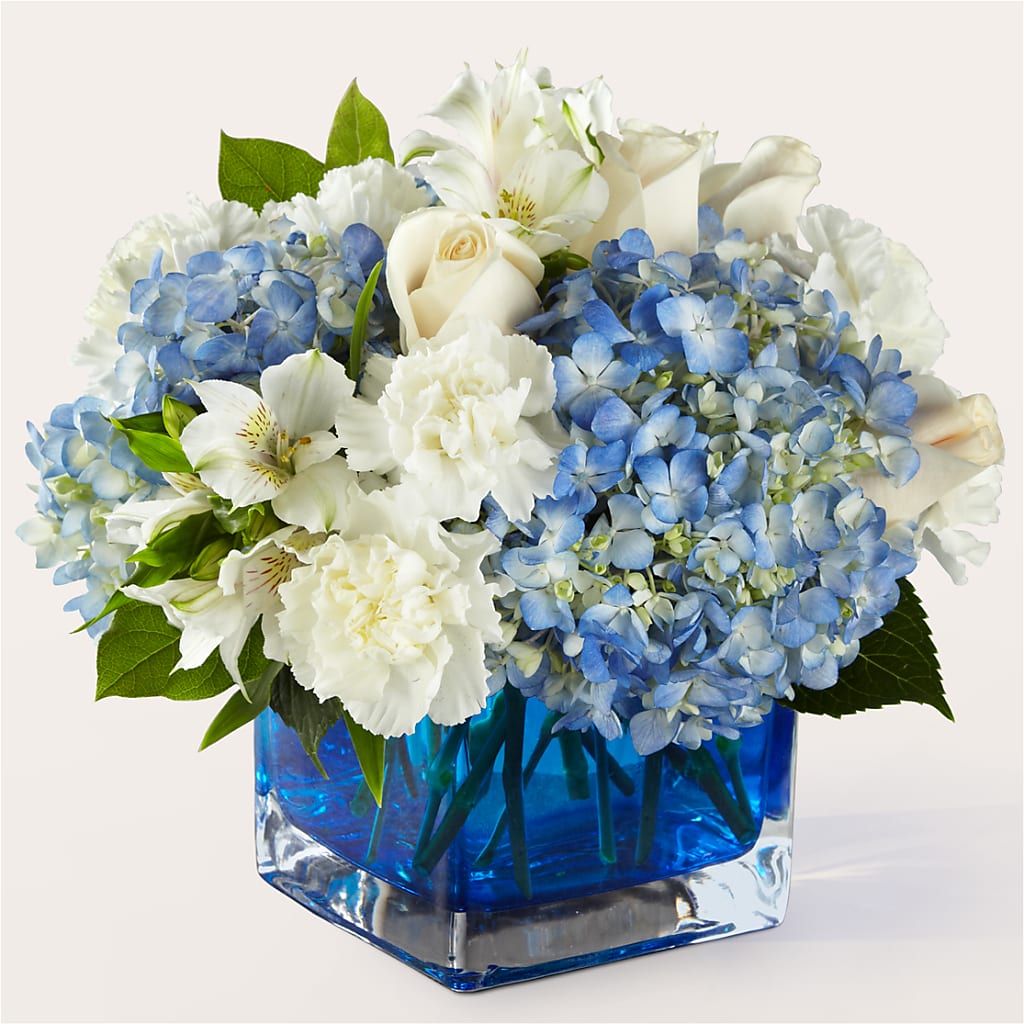 Soothing Waters Bouquet – Attitudes-n-designs, Houma LA