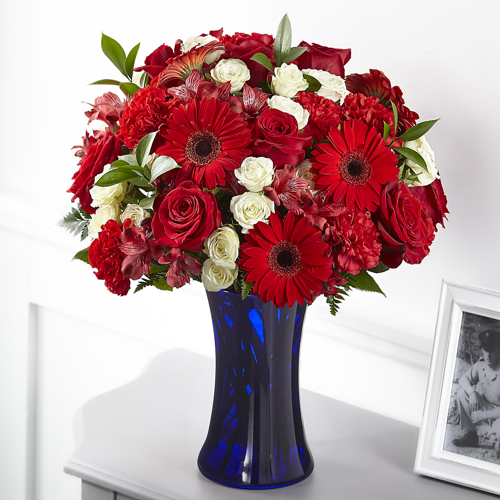 Hearts Embrace Bouquet – Attitudes-n-designs, Houma LA