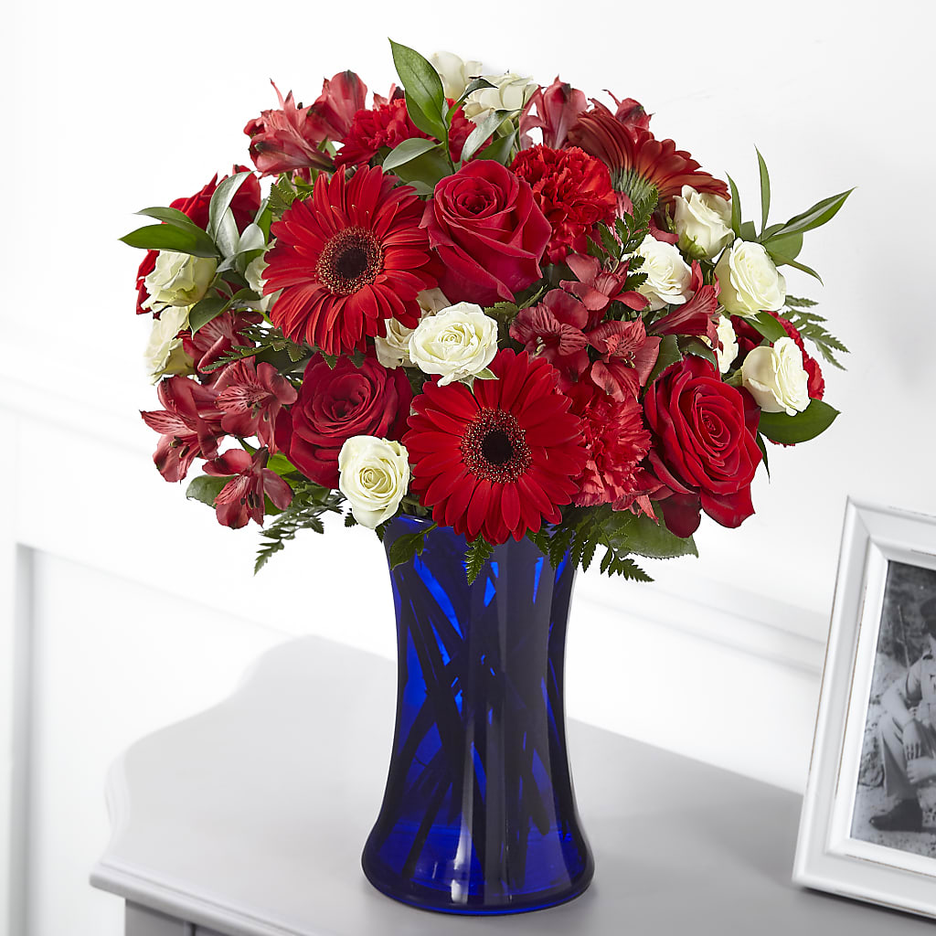 Hearts Embrace Bouquet – Attitudes-n-designs, Houma LA