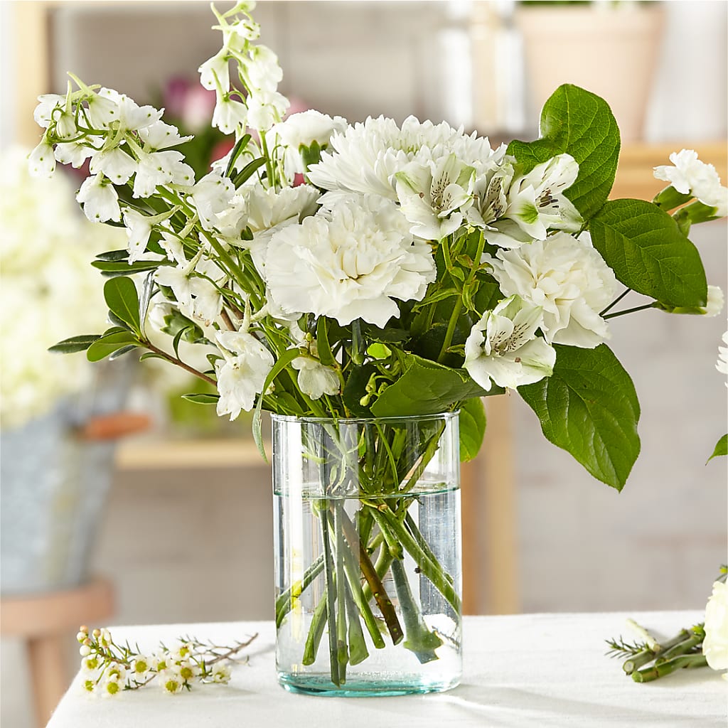 Classic Ivory – A Florist Original – Attitudes-n-designs, Houma LA