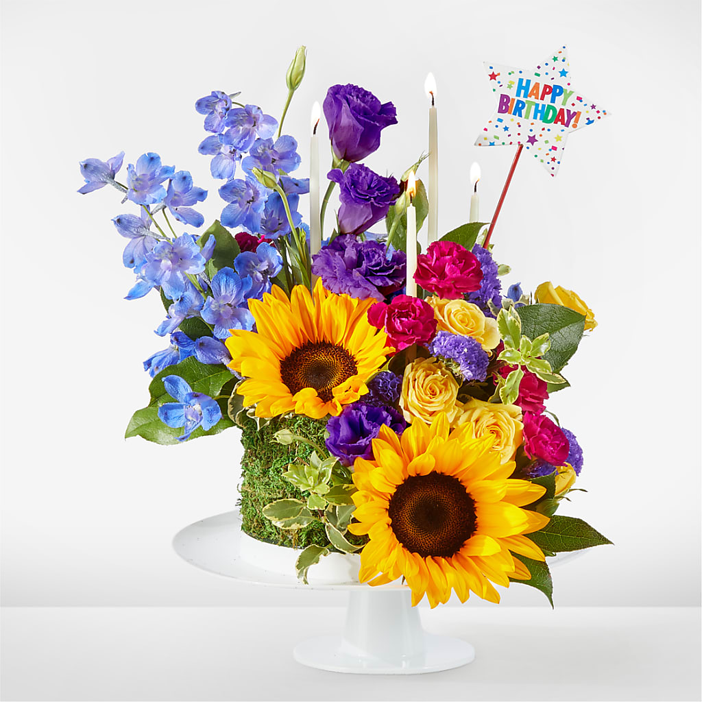 Star of the Day Floral Cake – Attitudes-n-designs, Houma LA