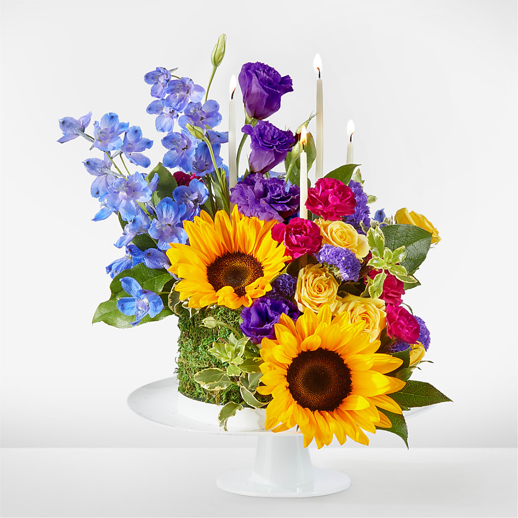 Star of the Day Floral Cake – Attitudes-n-designs, Houma LA