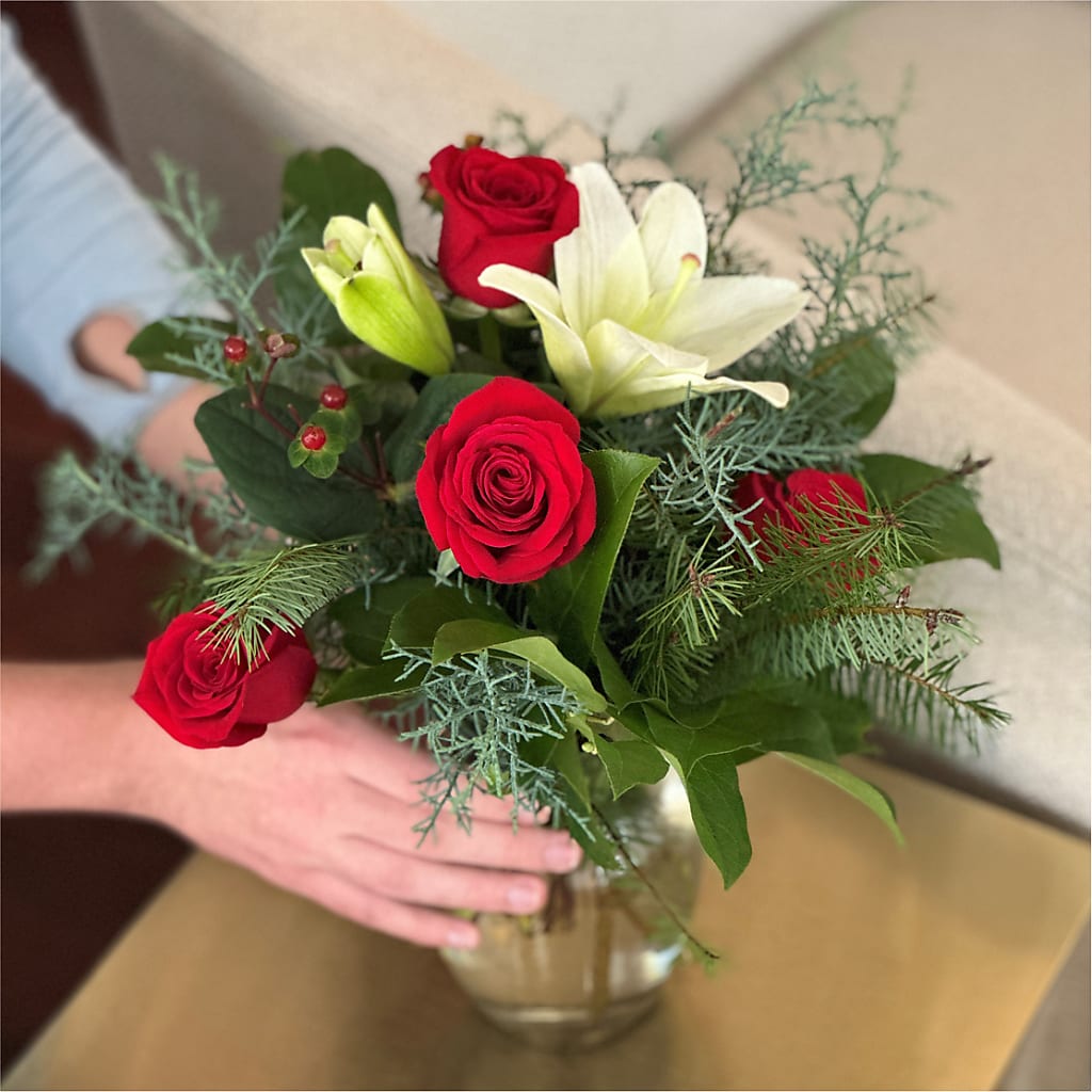 Glittering Lights Bouquet –  Attitudes-n-designs, Houma LA